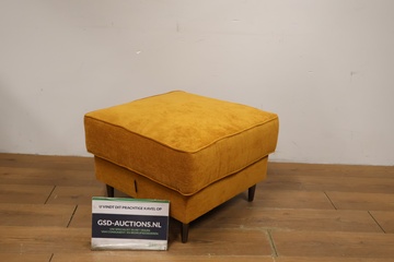 Afbeelding van Gele Ribbelstof Poef van Cosmopolitan