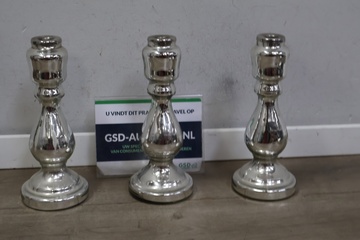 Afbeelding van Set van 3 Zilverkleurige Kandelaars'''