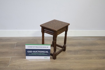 Afbeelding van Vintage Houten Bijzettafel