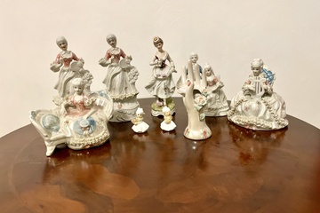 Afbeelding van Porseleinen beelden verzameling 9 stuks