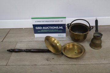 Afbeelding van Antieke Messing Beddenpan met Kleine Ketel & Cezve