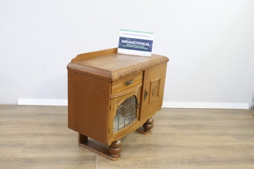 Afbeelding van Antiek Houten Kastje