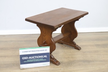 Afbeelding van Antieke Houten Bijzettafel''