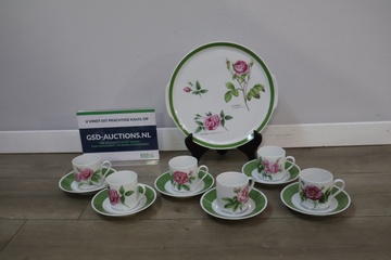 Afbeelding van Hutschenreuther servies met serveerschaal, kop en schotels