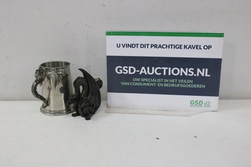 Afbeelding van Vintage Dragon Pewter Bierpul met IJzeren Draak-Kaarshouder