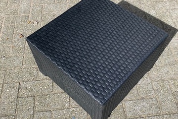 Afbeelding van Footstool club collection 60x60cm croco black