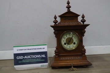 Afbeelding van Antieke houten schoorsteenklok