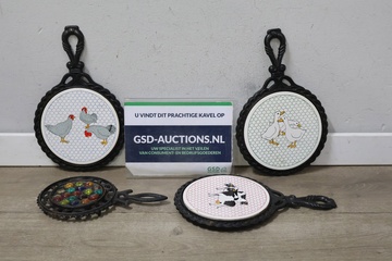 Afbeelding van Set van 4 Gietijzeren Pannenonderzetters
