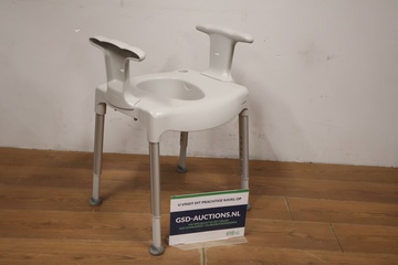 Afbeelding van Verstelbare douche-/toiletstoel