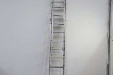 Afbeelding van 24-Treeds Uitschuifladder, Telescoopladder