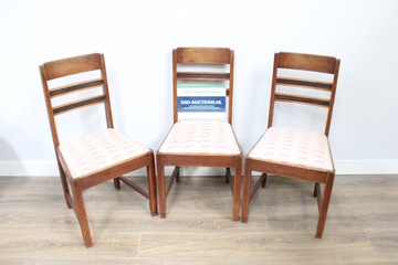 Afbeelding van Set van 3 Antieke houten stoelen met bekleed zitvlak
