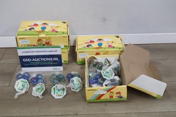 Afbeelding van Dozen met knikkers 4 stuks