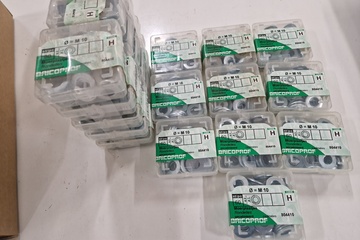 Afbeelding van 20 doosjes moerplaatjes m10 