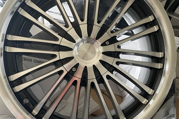 Afbeelding van 4 Universele velgen set  18 inch nieuwe (*17)