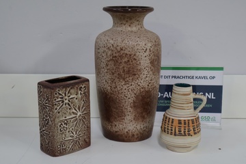 Afbeelding van Set van 3 Vazen - 2x West-Germany