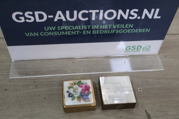 Afbeelding van Set van 2 Vintage Poederdoosjes