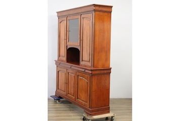 Afbeelding van Grote Houten Buffetkast''