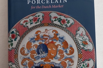 Afbeelding van Chinese Armorial Porcelain