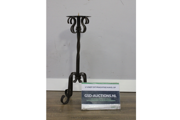 Afbeelding van Antiek Smeedijzeren Staande Kandelaar