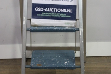 Afbeelding van 2-Treeds Aluminium Keukentrapje