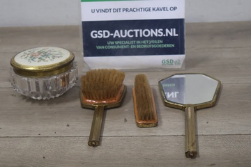 Afbeelding van Vintage make-up-/Kaptafelset 4 stuks