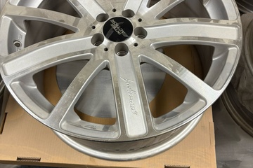 Afbeelding van Nieuwe velgen 18 inch set van 4  (c)