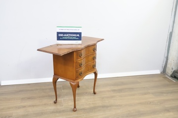 Afbeelding van Antiek Uitklapbare Ladekast in Queen Anne Stijl'