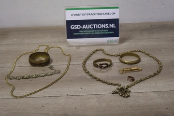 Afbeelding van Mix van armbanden, kettingen en een ring 8 stuks