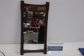 Afbeelding van Rustiek Rechthoekige Spiegel in Houten Lijst