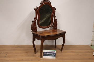 Afbeelding van Antieke houten kaptafel met spiegel