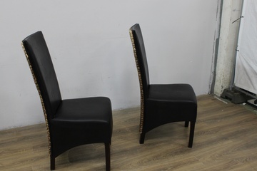 Afbeelding van Kunst Lederen Stoelen met rotan achterkant 2 stuks''