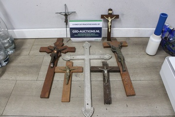 Afbeelding van Mix van 7 Religieuze Kruizen
