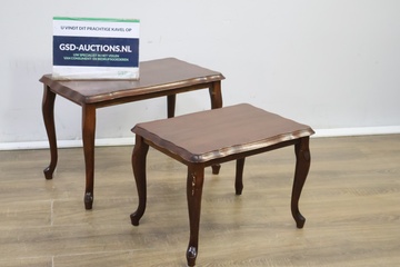 Afbeelding van Set van 2 Queen Anne Bijzettafels