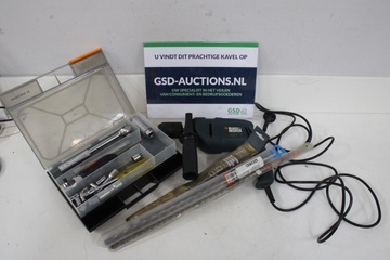 Afbeelding van Elektrische Boormachine van Black & Decker met Accessoires