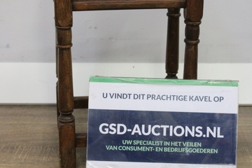 Afbeelding van Antiek Engels Plantentafeltje'