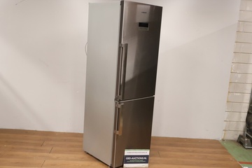 Afbeelding van Zilverkleurige Koel-/Vriescombinatie Koelkast van Grundig