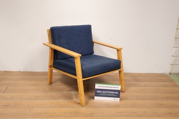 Afbeelding van Vintage Scandinavische Fauteuil met Blauwe Kussens