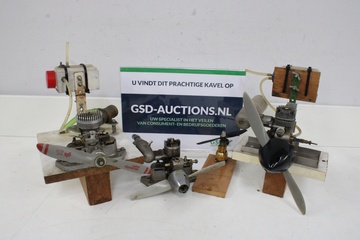 Afbeelding van Set van 4 Modelbouw-Brandstofmotoren voor Vliegtuigen