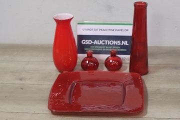 Afbeelding van Rode vazen 4 stuks met Schaal''