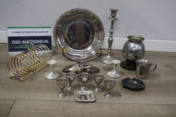 Afbeelding van Mix van Verzilverde objecten 16 stuks