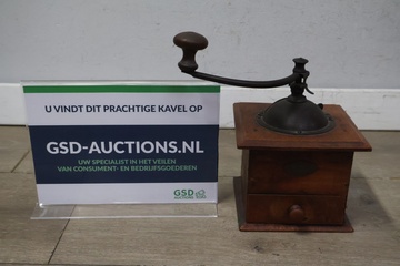 Afbeelding van Antieke koffiemolen van Peugeot Frères
