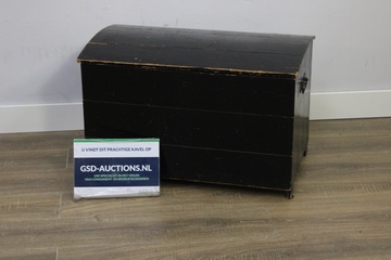 Afbeelding van Antiek Zwart Houten Opbergkist