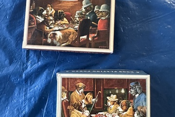 Afbeelding van Dogs Playing Poker – 2 kaartspellen in originele doos    Pro
