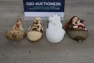 Afbeelding van Mix van Religieuze wijwaterbakjes 4 stuks
