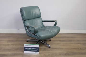 Afbeelding van King Swivel Chair by André Vandenbeuck for Strässle