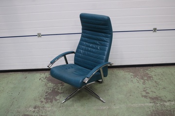 Afbeelding van Blauw Lederen Relaxfauteuil'