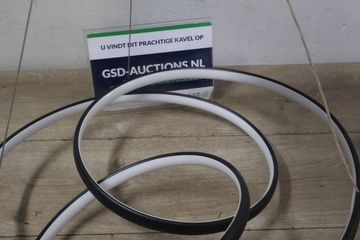 Afbeelding van Zwarte LED-Ring-Hanglamp