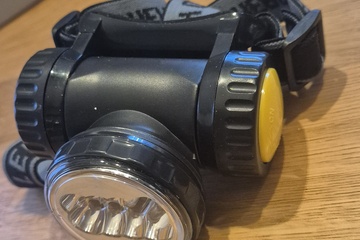 Afbeelding van LED Hoofdlamp / Hoofdlantaarn met verstelbare band