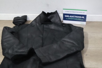 Afbeelding van Leren zwarte jas met een zachte binnen voering