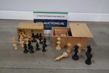 Afbeelding van Mix van houten schaakstukken